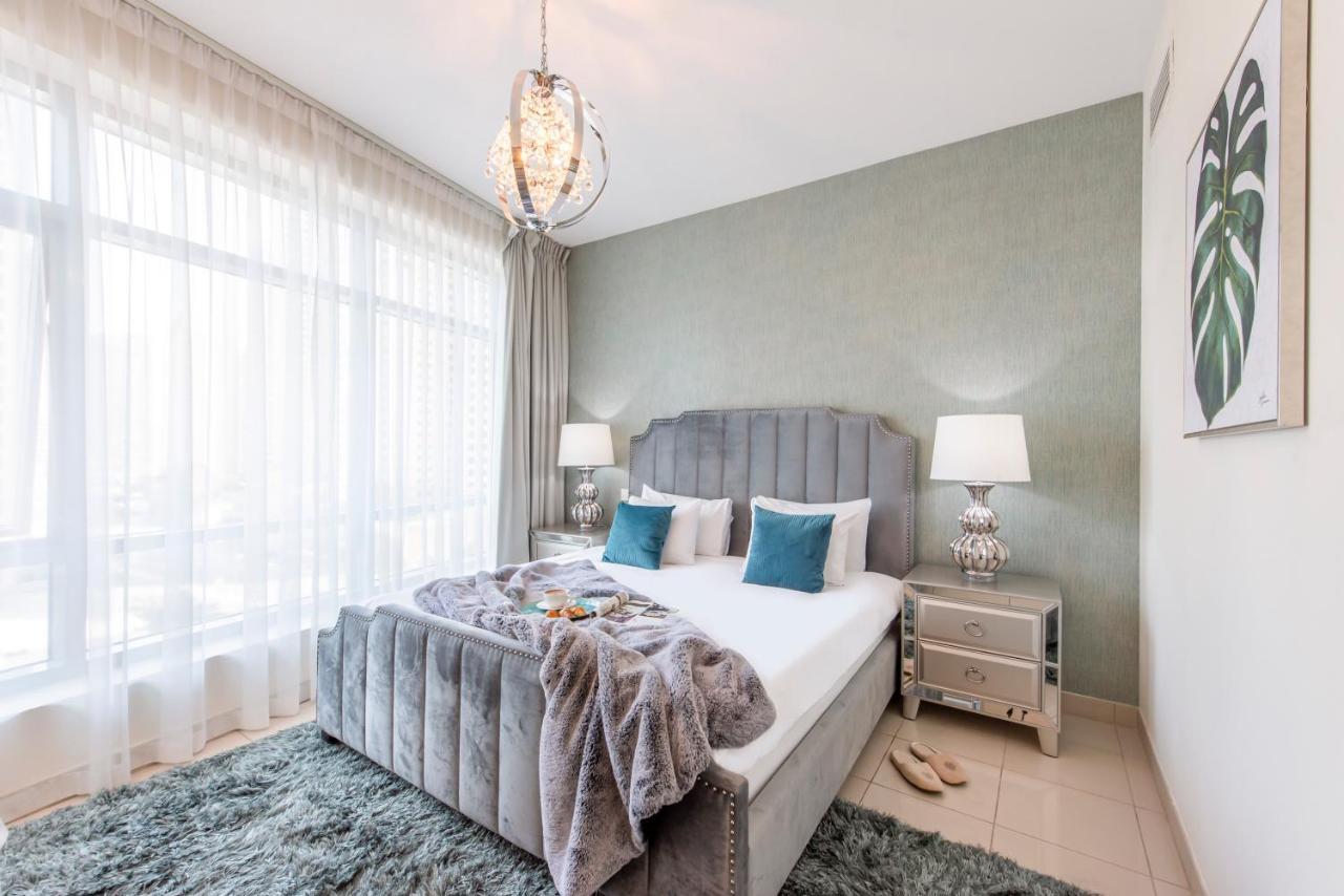 Nasma Luxury Stays - Pastel-Colored Apt With Jaw-Dropping Marina Views Dubai Exteriör bild