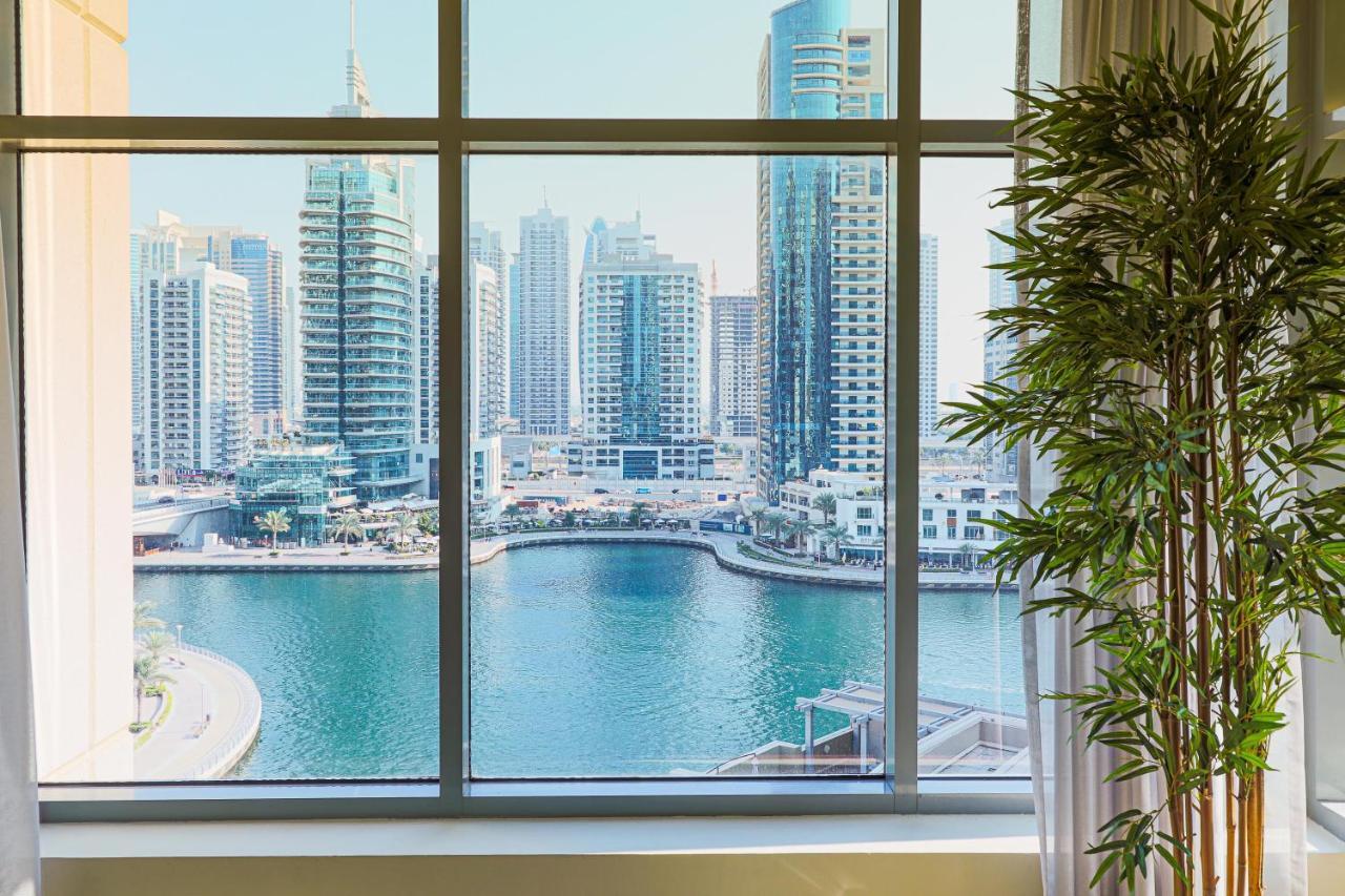 Nasma Luxury Stays - Pastel-Colored Apt With Jaw-Dropping Marina Views Dubai Exteriör bild